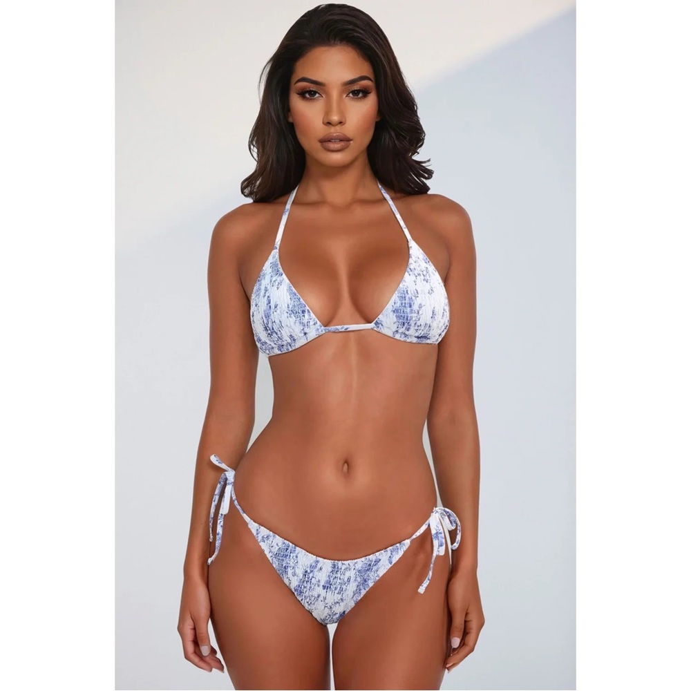 Triangl Swim "Versailles Smocked 2-Piece Bikini" M NWOT (no tags/san strip san+)